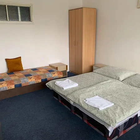 Apartmany Bratislava *